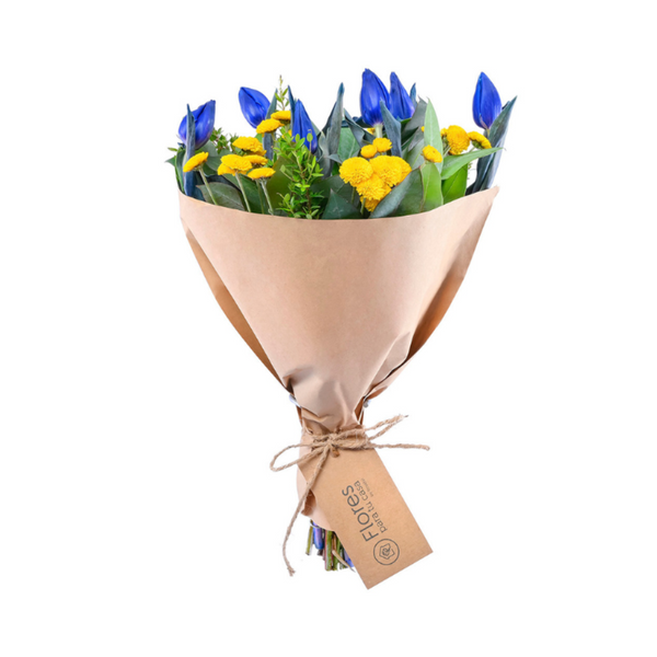 Ramo tulipanes azules y pompitos amarillos